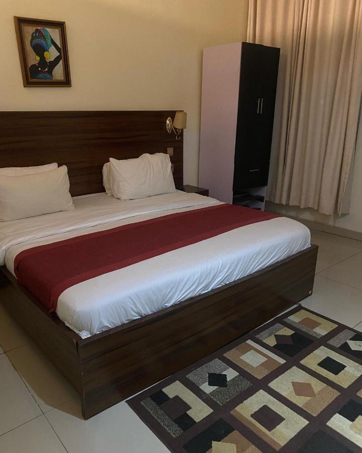 Posh Hotel And Suites Victoria Island Lagos Extérieur photo