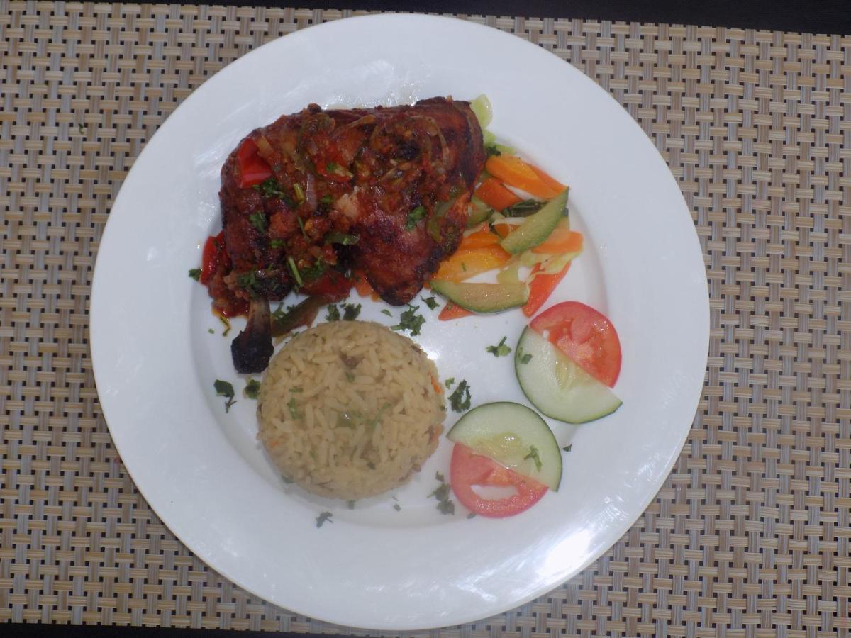 Posh Hotel And Suites Victoria Island Lagos Extérieur photo