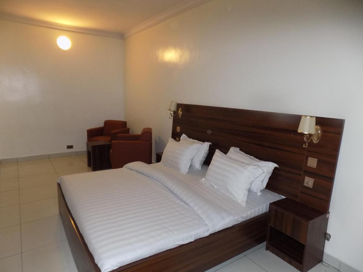 Posh Hotel And Suites Victoria Island Lagos Extérieur photo